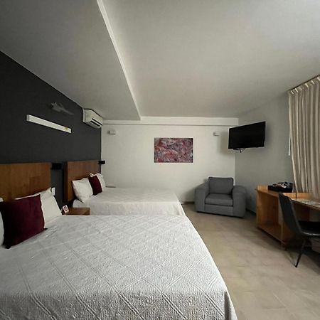 Hotel CLARUM 101 Zapopan Exterior foto