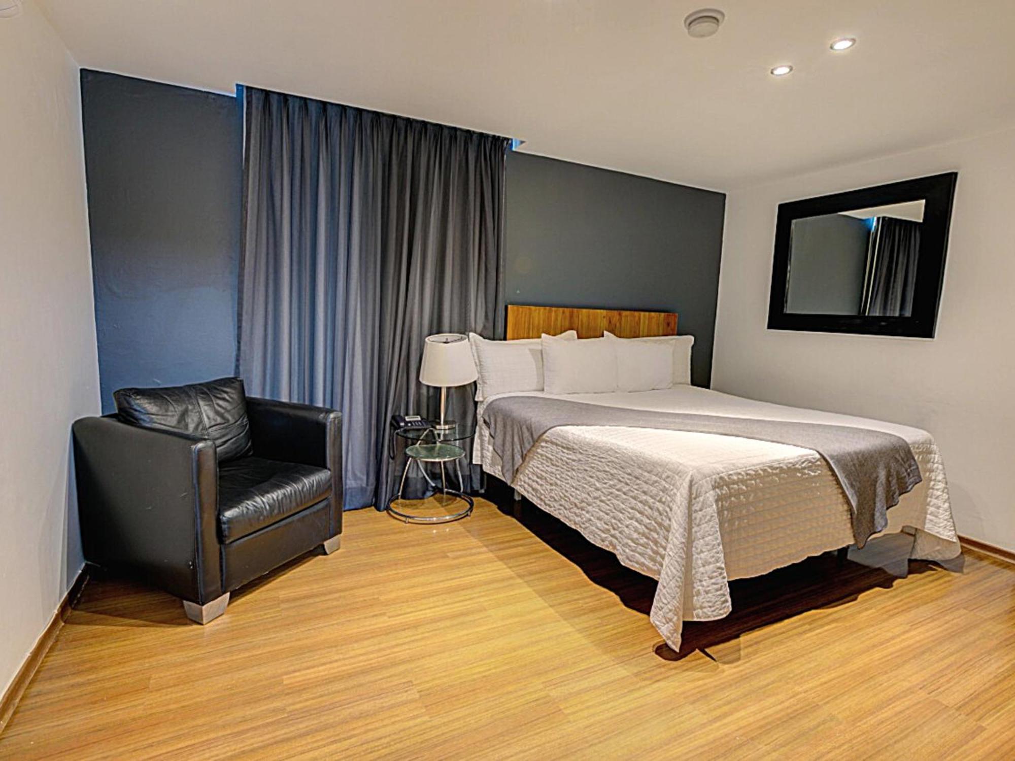 Hotel CLARUM 101 Zapopan Zimmer foto